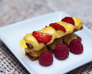 Like a millefeuille / Passionfruit Woos